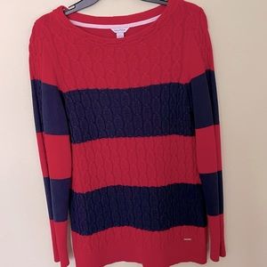 Women’s Scoop Neck Nautica Sweater (L). Good condition.